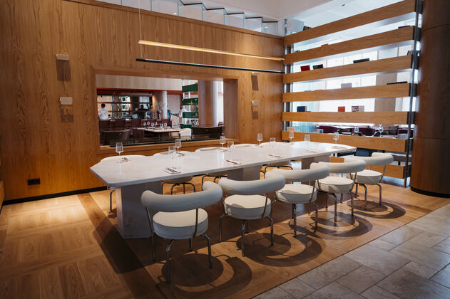 Фото "Москва" Дом Русского Бильярда